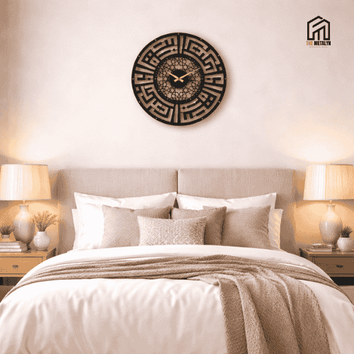 Sabr and Salat (Patience and Pray) Written Kufic Metal Wall Clock